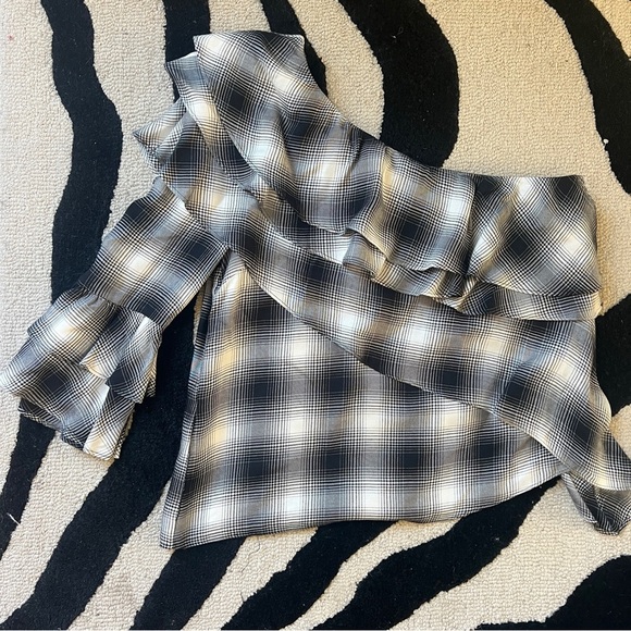 Alice + Olivia Black White Plaid One Shoulder Ruffle Top Size Med - Picture 11 of 16